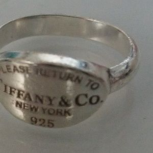 Tiffany & Co. Jewelry - Tiffany&co Sterling silver oval ring Tiffany & Co. Jewelry - Tiffany&co Sterling silver oval ring